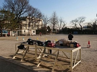2023-0325FUNFAN1.jpg